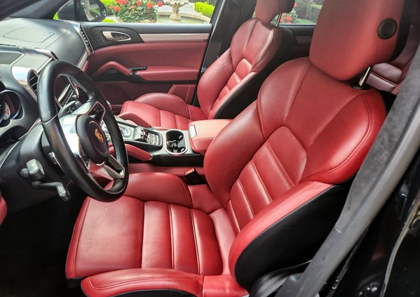 Porsche Cayenne cena 159900 przebieg: 173000, rok produkcji 2014 z Karpacz małe 529